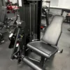 Posilovací stroj na nohy - Předkopávání na cihličky (Leg Extension)